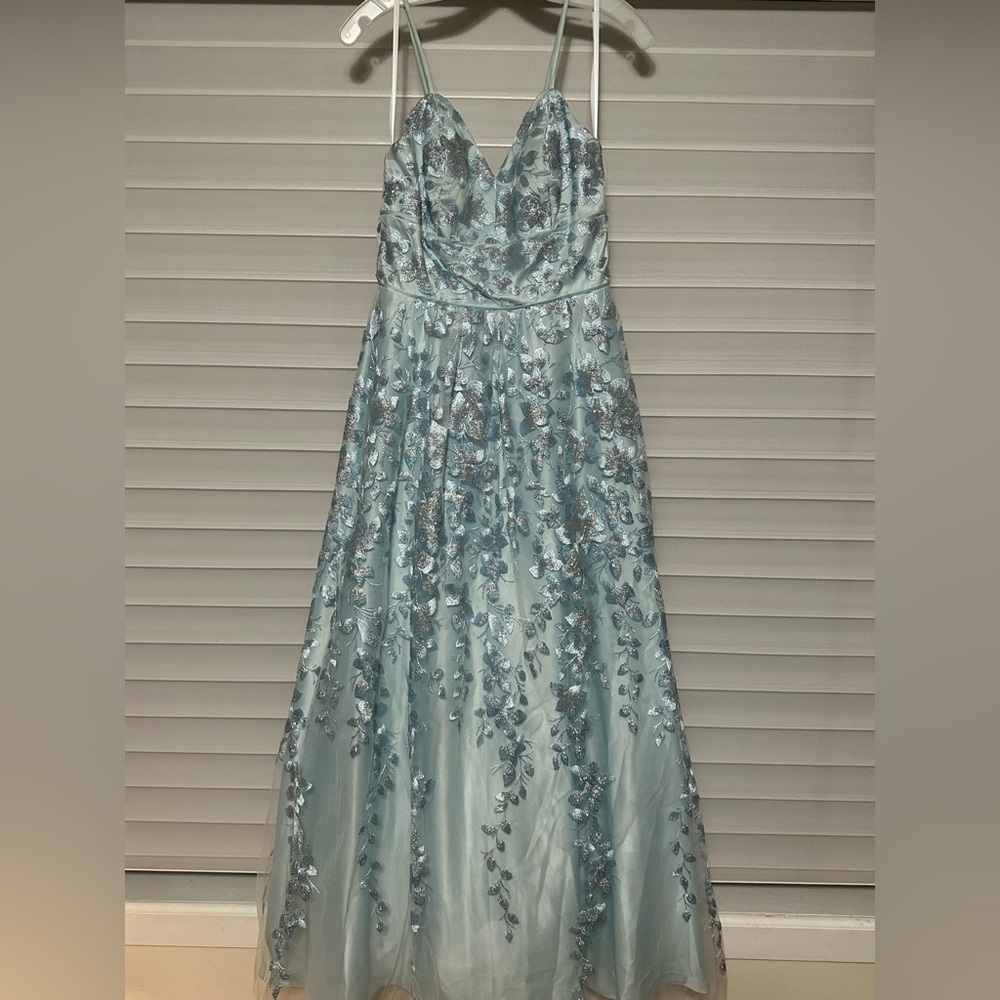 Size 6 light blue Cachet gown